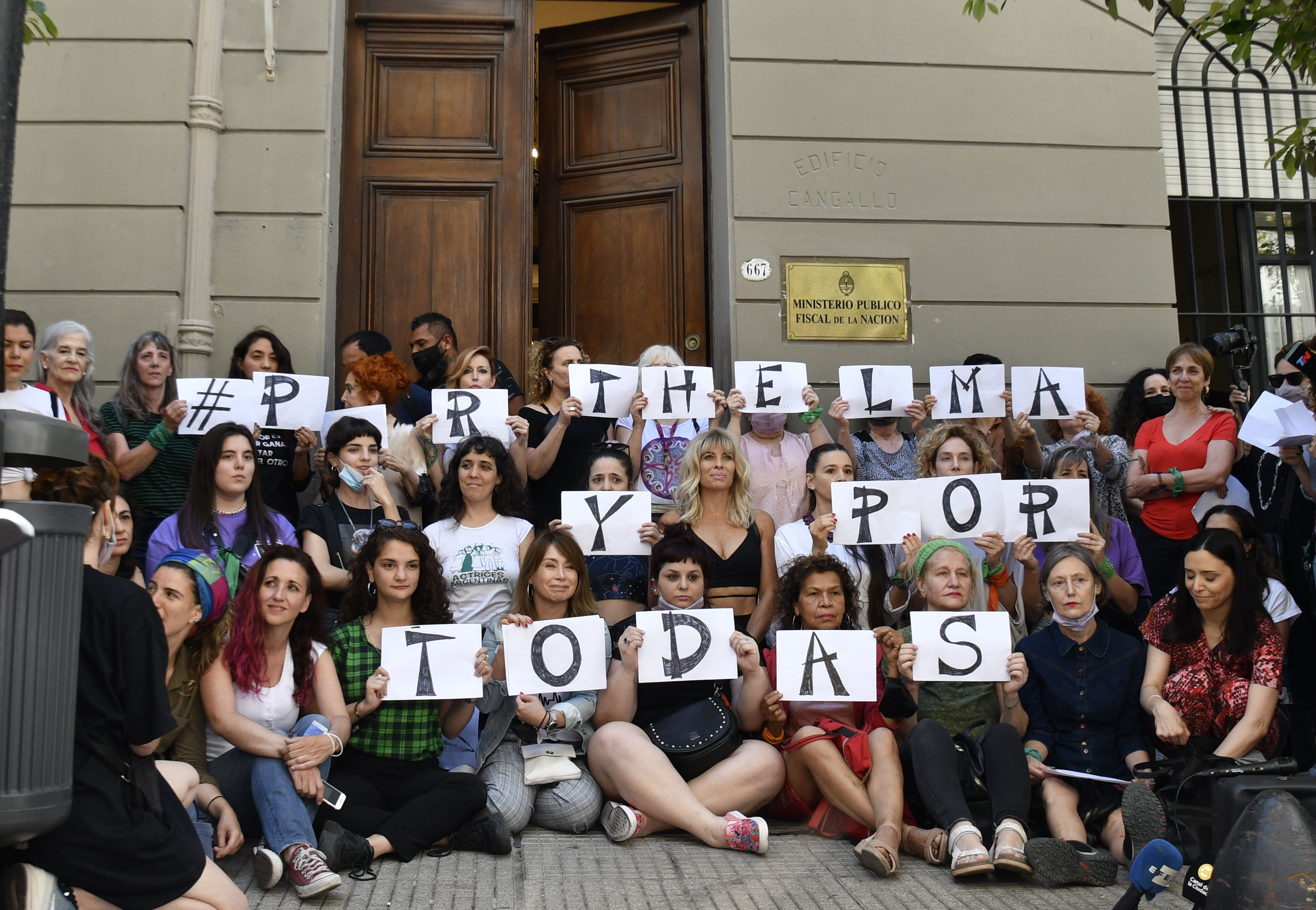 El-Argerntino- colectivo Actrices Argentinas recordó que el juicio contra Darthés es un precedente histórico mundial en el que participan tres países-