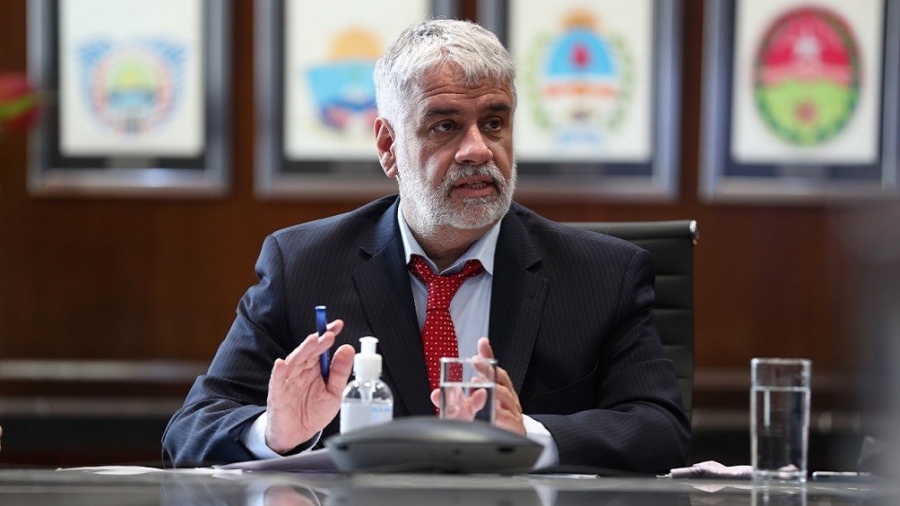 El-Argentino-Roberto-Feletti