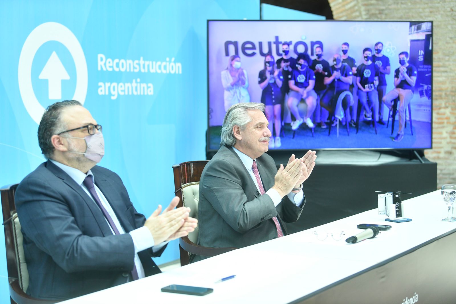 el-argentino-diario-minisatelite-alberto