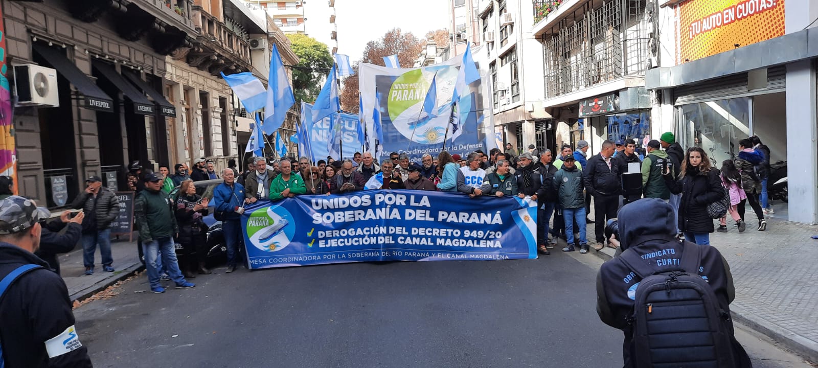 El-Argentino-Marcha-Federal-a-Rosario-por-el-Parana-y-el-canal-Magdalena