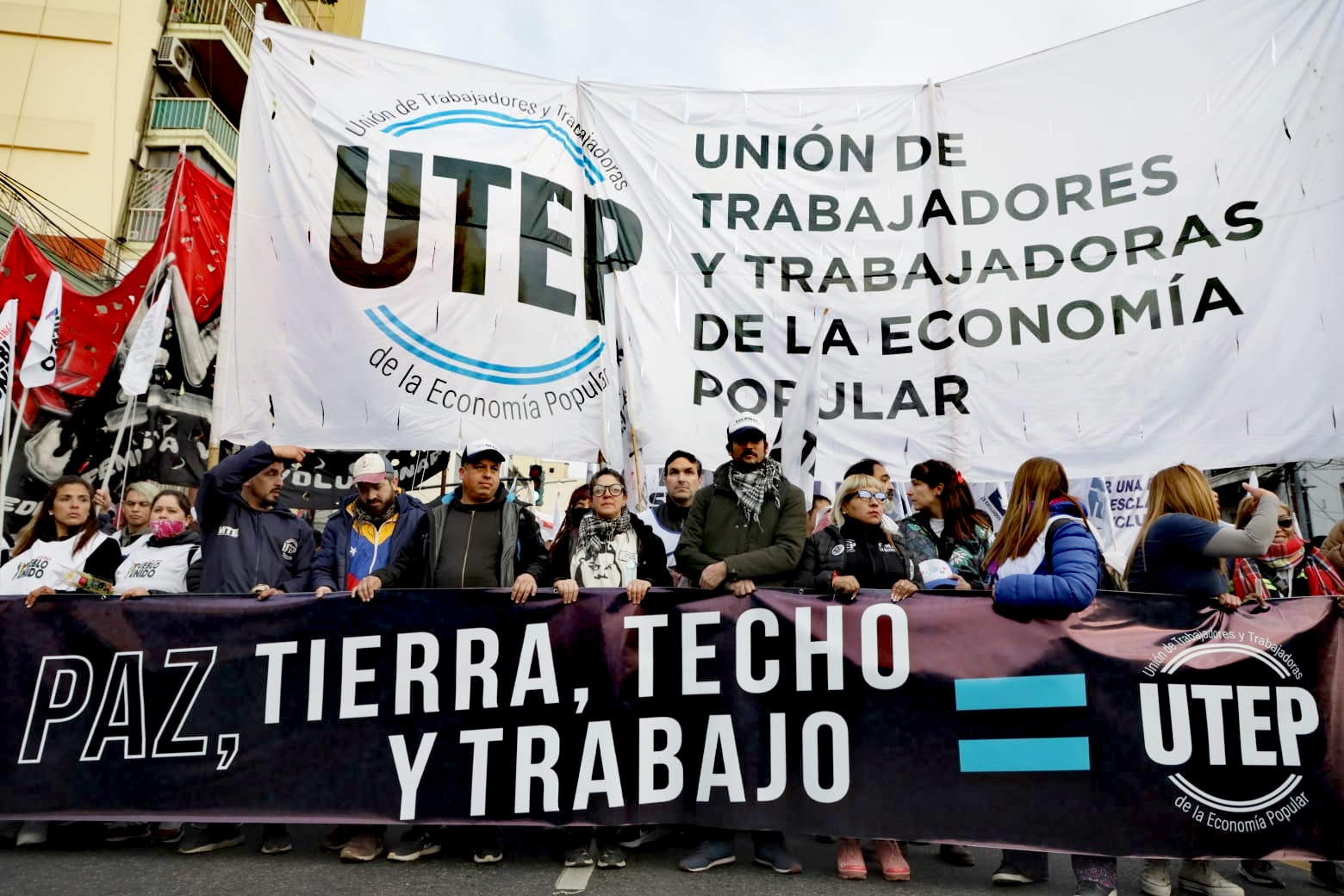 El-Argentino-Marcha UTEP -La Dignidad