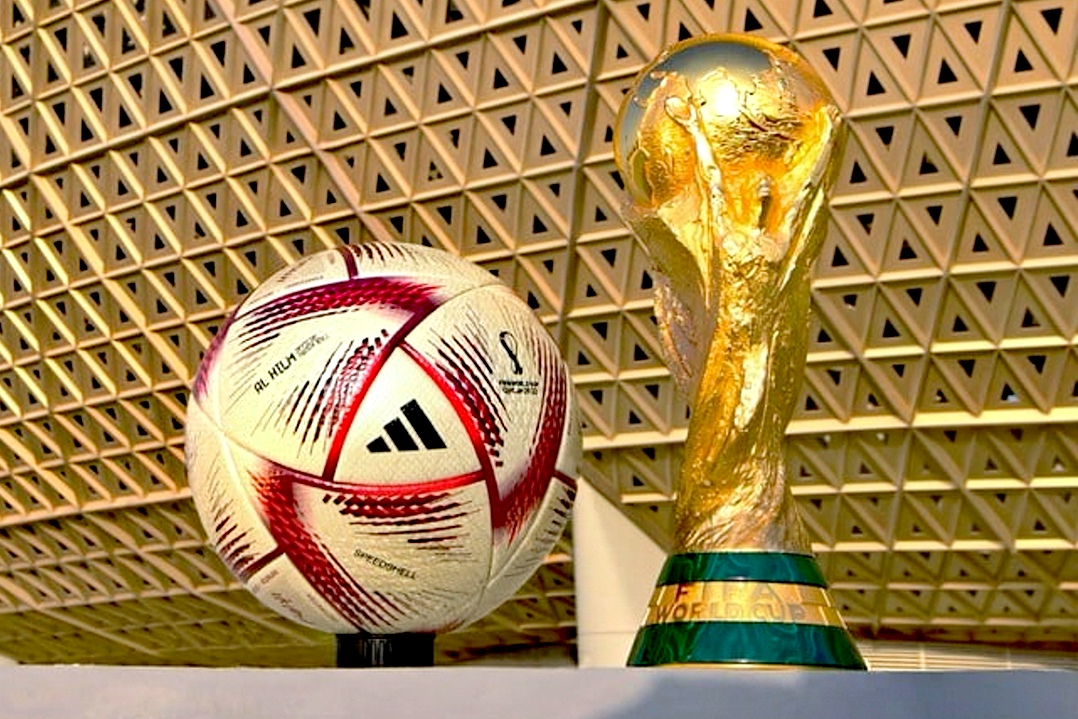 El-Argentino-La nueva pelota se llama Al Hilm, que en español significa "el sueño"
