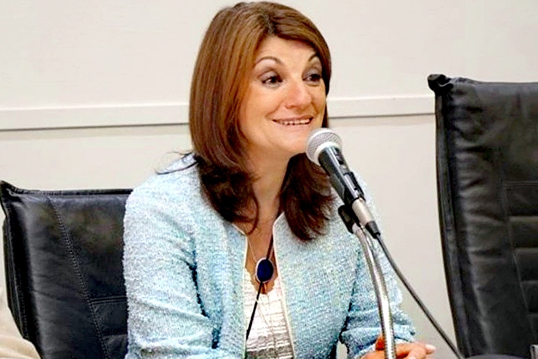 El-Argentino-Kelly Olmos.
