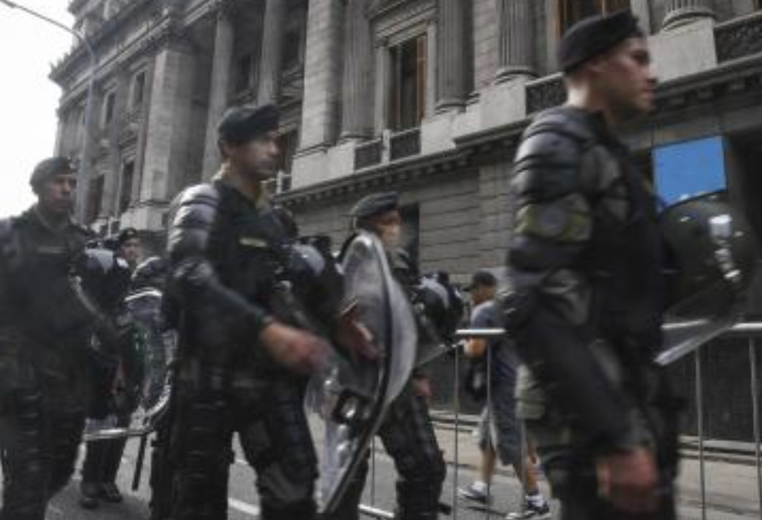 El Argentino Diario-Gendarmería en el Congreso.