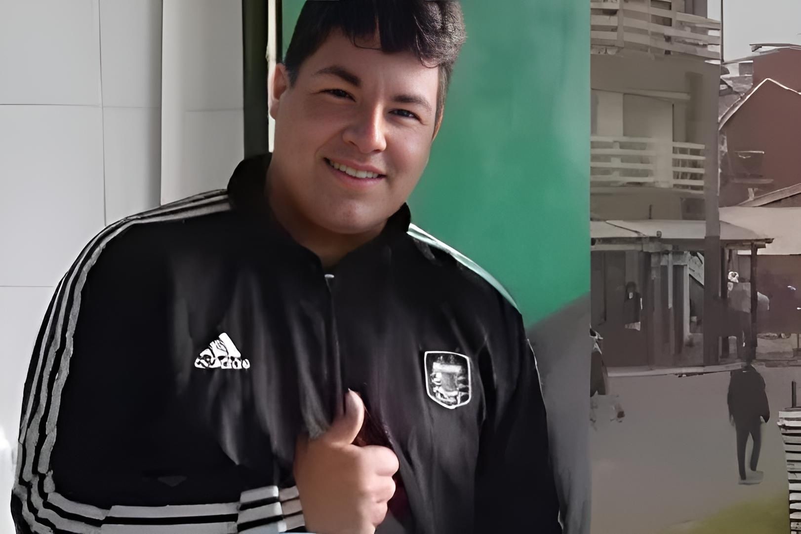 El-Argentino-Tomás Tello.