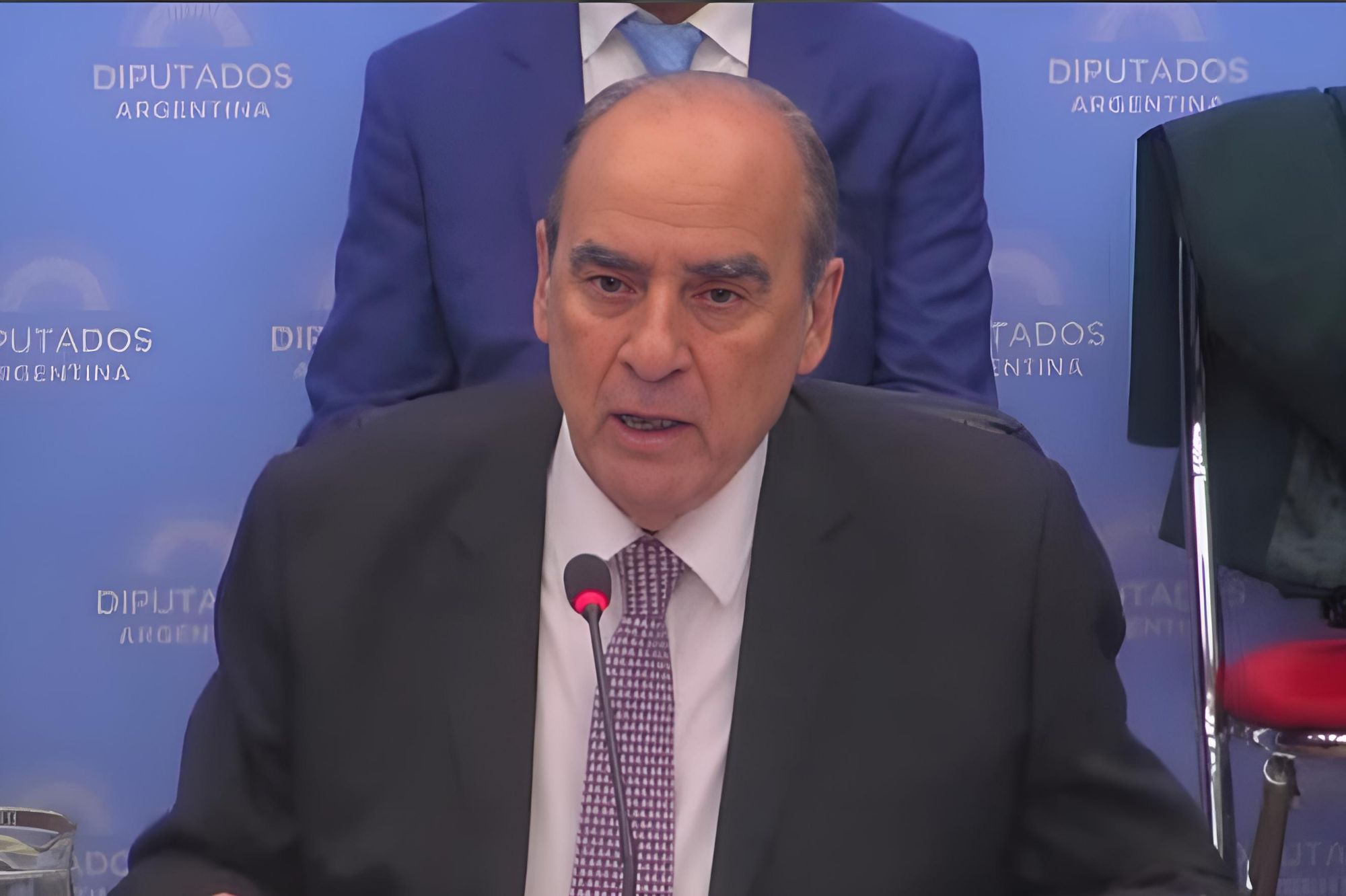 El Argentino-Guillermo Francos.