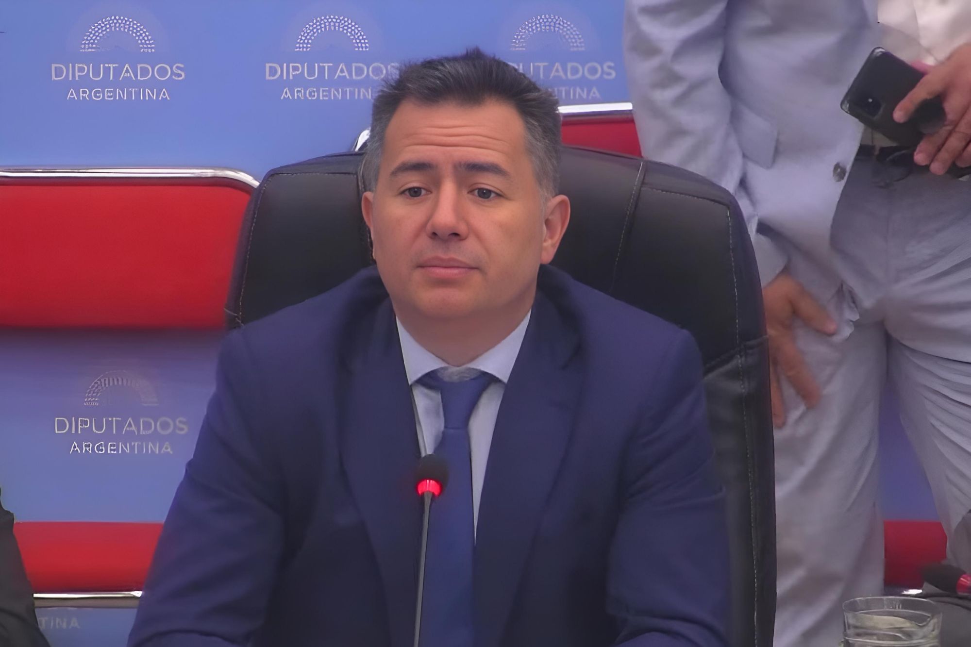 El-Argentino-Plenario de Comisiones de Diputados debaten proyecto ómnibus.