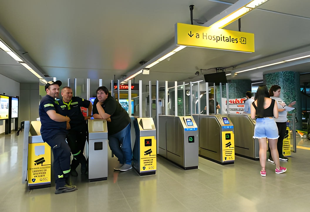El Argentino Diario-Molinetes-Subte, Línea H.