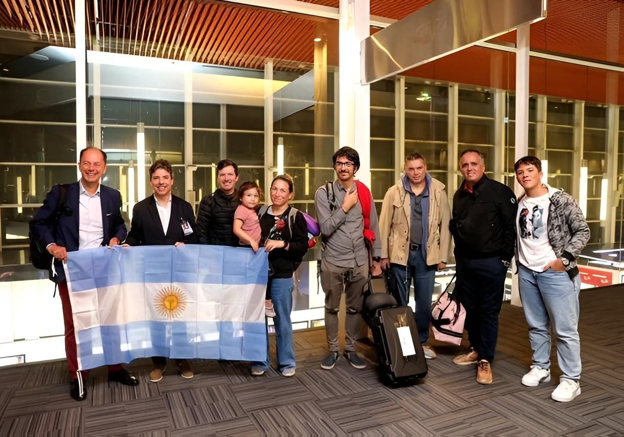 El Argentino Diario-Diplomáticos argentinos expulsados de Venezuela.