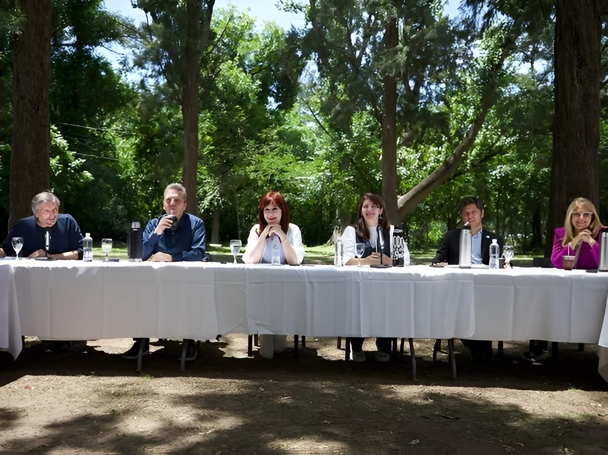 El Argentino Diario-Cristina Fernández de Kirchner-Axel Kicillof-Sergio Massa-Máximo Kirchner-En Moreno.
