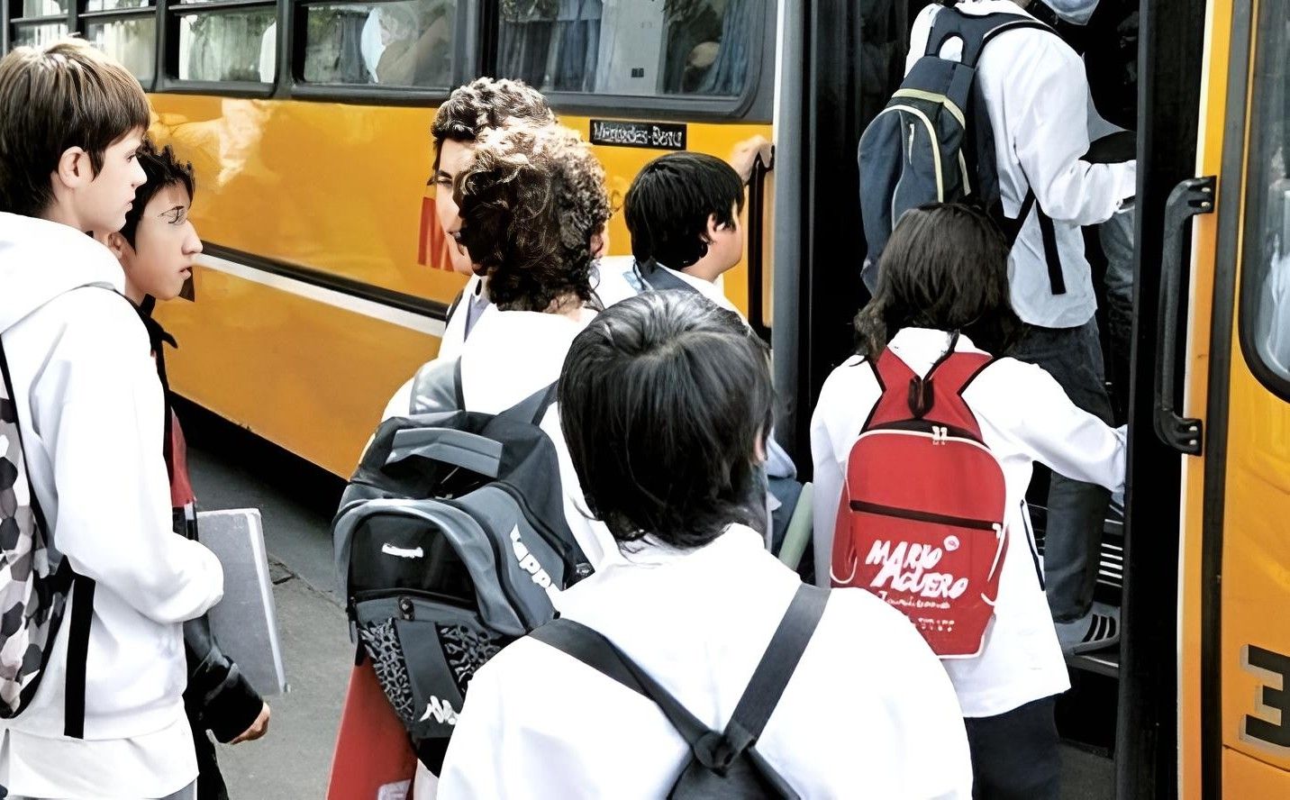 El Argentino Diario-Colectivo-Estudiantes-Boleto escolar.