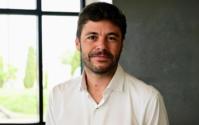 El Argentino Diario-Entrevista de Julia Mengolini a Juan Monteverde.