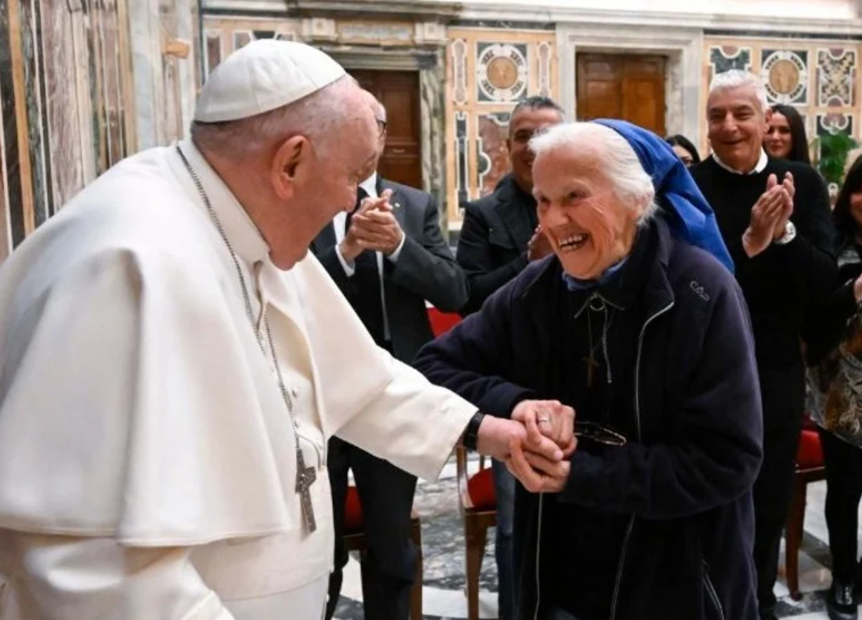 El Argentino Diario-Papa Francisco-Monja que lloró en el ataúd.