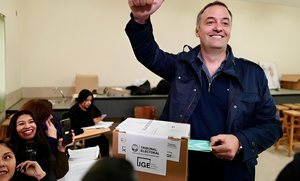 El Argentino Diario-El voto de Adorni.