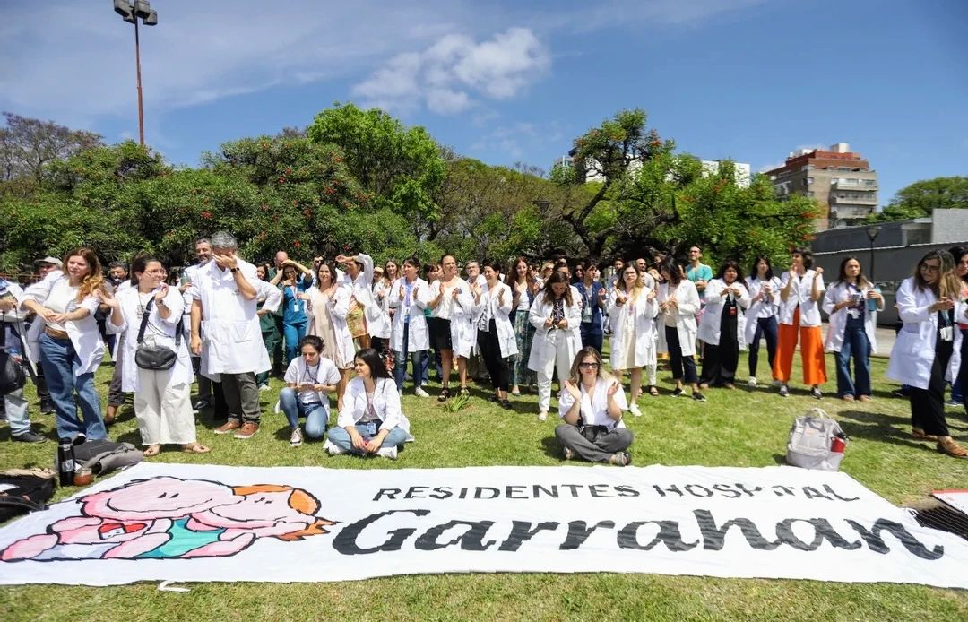 El Argentino Diario-Trabajadores Hospital Garrahan.