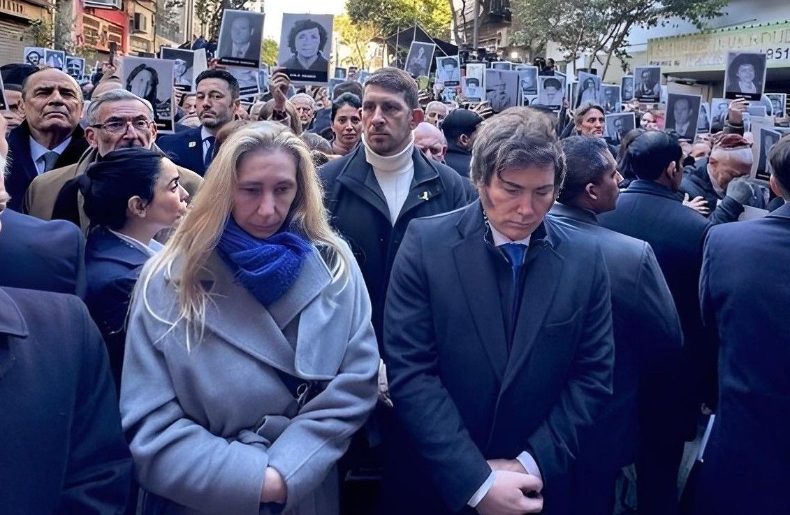 El Argentino Diario-Javier Milei y Karina Milei en la AMIA.