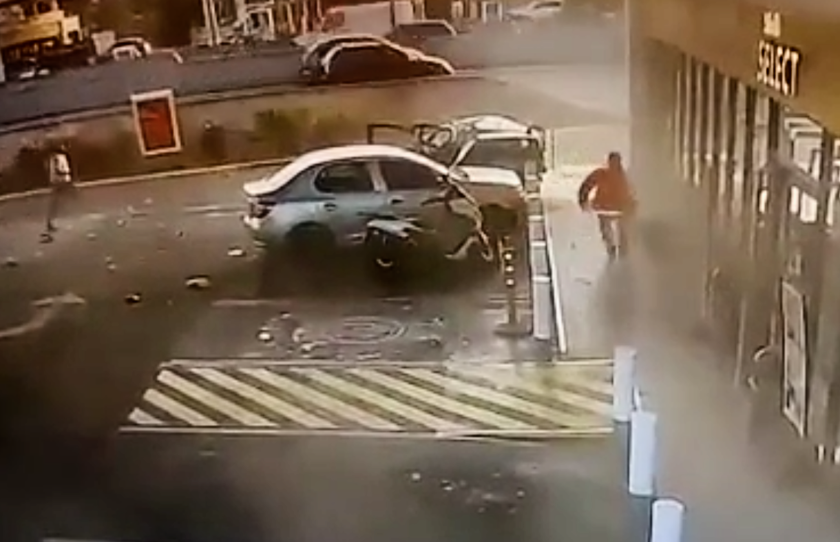 El Argentino Diario-Accidente Tigre, choque fatal, homicidio culposo, estación de servicio, San Fernando, pericias.