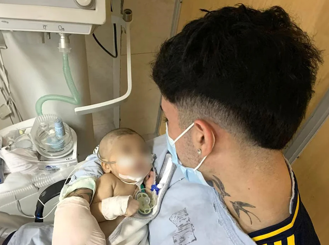 El Argentino Diario-Bebé afectado por el fentanilo contaminado.