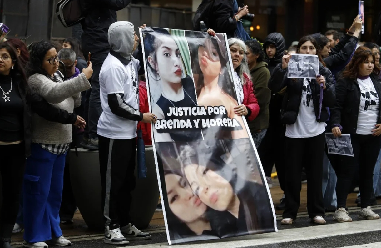 El Argentino Diario-Familiares de Brenda, víctima del triple femicidio.